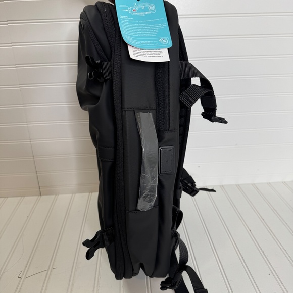 NEW BackVac Pro Backpack TSA Approved Black - Picture 7 of 9